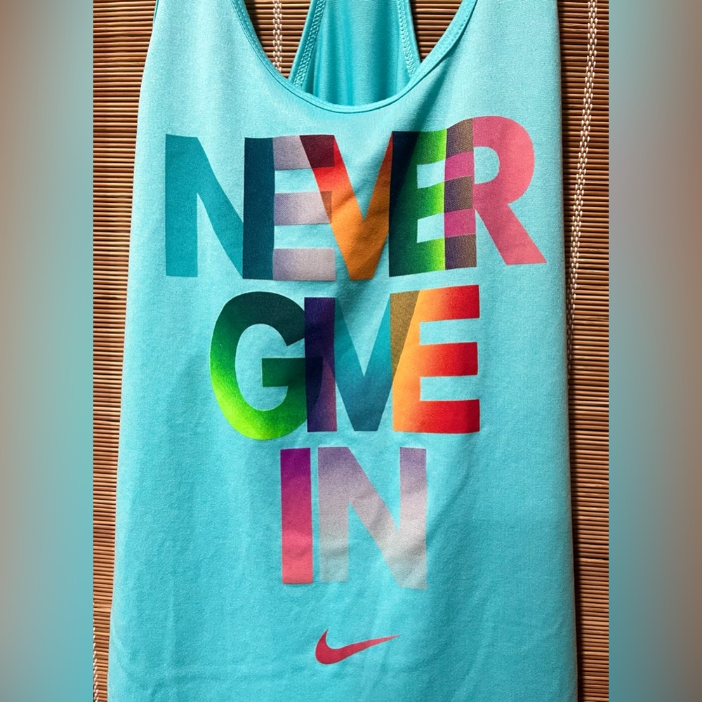 🔒 NIKE DRI-FIT “Never give in” turquoise tank, size M - Picture 4 of 4